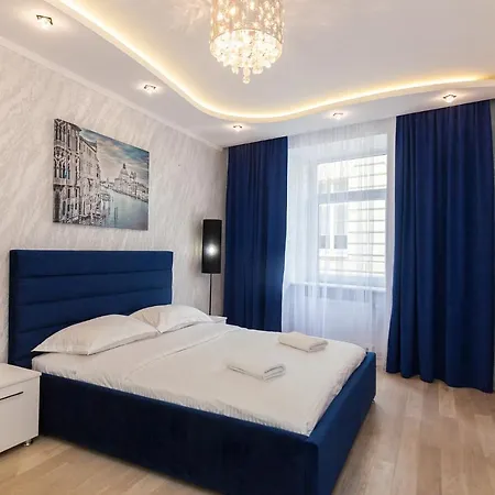 On Knyaza Romana 24 Apartment